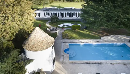 Dpt Yvelines (78), à vendre GARANCIERES villa de plain-pied, P7 de 227,09 m² - Terrain de 9 327,00 