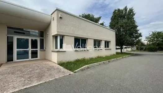 Bureaux 133 m² 