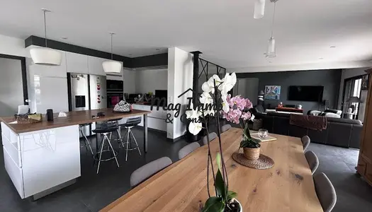 Maison 7 pièces 174 m² 