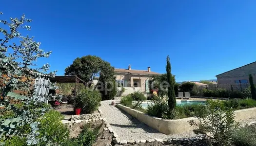 Dpt Vaucluse (84), à vendre GARGAS maison P4 avec terrasse, jardin et piscine - Terrain de 773 m2 