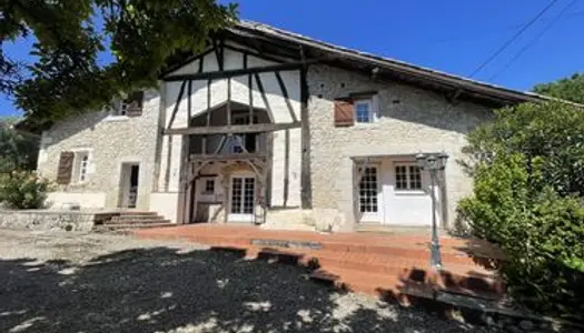 Maison 6 pièces 206 m² 