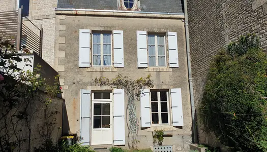 Dpt Deux Sèvres (79), à vendre NIORT maison P6 de 101 m² - Terrain de 140,00 m² 