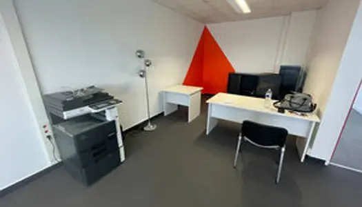 Plateau entier bureaux 264.36 m2 - Rennes ZI SUD EST