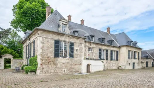 Maison 9 pièces 280 m² 