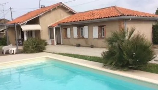 Superbe villa 3 chambres piscine double garage 