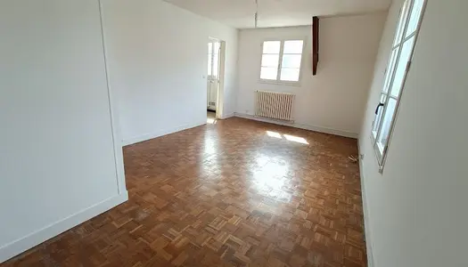 Appartement 1 pièce 30 m² 