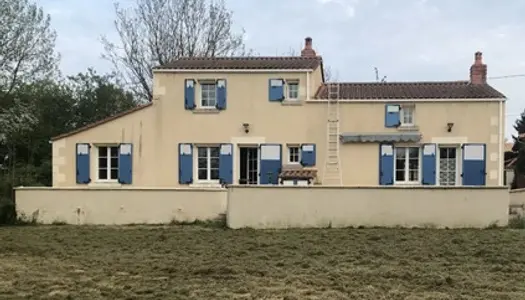 Maison d'architecte au calme du bocage.