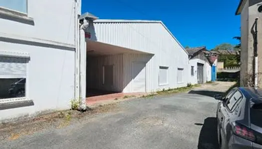 Parking - Garage Location Mézin   980€