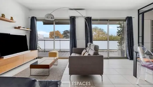 Appartement avec terrasse en dernier étage 