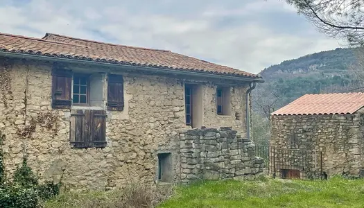 Dpt Vaucluse (84), à vendre  maison P9  - Terrain de 3840 M2