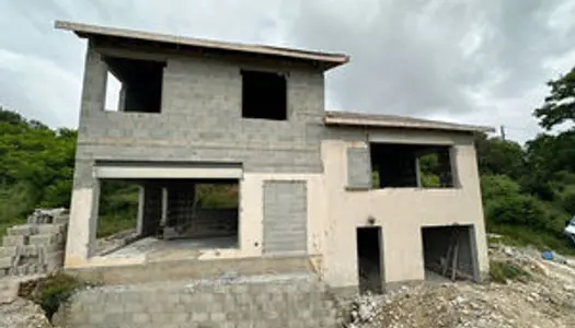 RILLIEUX LA PAPE Maison 230m2 sur terrain de 1840m2 