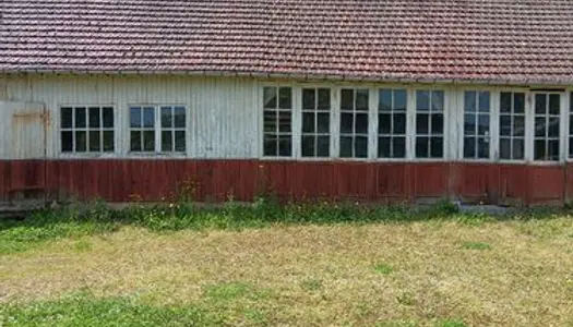 A louer Bâtiment / garage / Box 