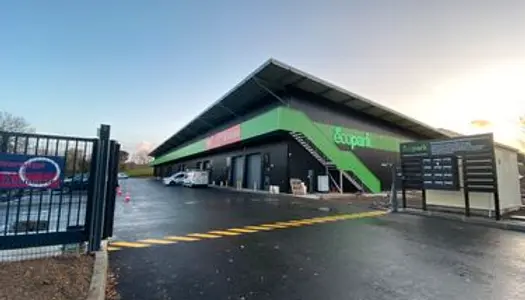 Direct ECOPARK : local d'activité 300 m2 avec bureaux climatisés