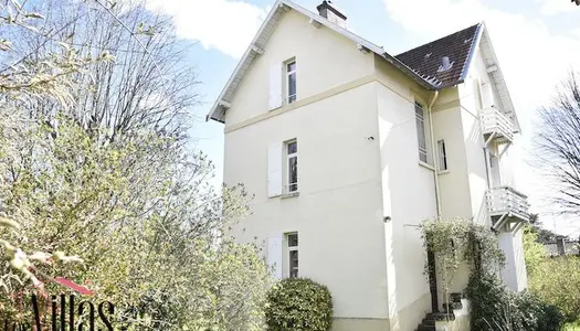 Maison 10 pièces 169 m²