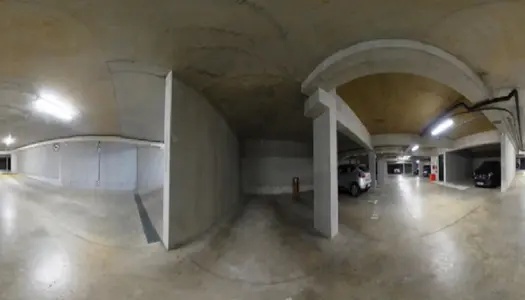 Place de parking sous sol 