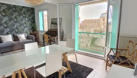 Appartement Aix En Provence 3 / 4 pièce(s) 62.96 m2 MEUBLE A NEUF, Quartier Arts et Métiers / 