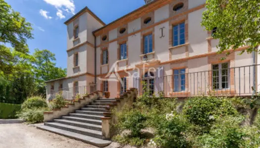 Maison 780 m²