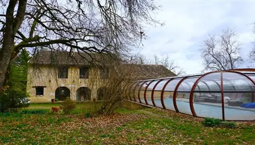 Ancien château rénové du 16 ème