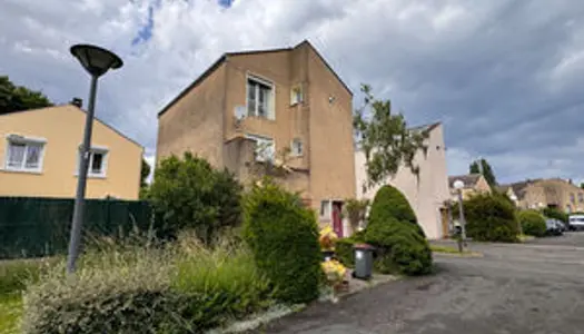 Maison individuelle et familiale proche écoles 