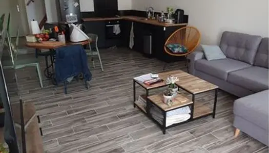 A louer appartement avec jardin 3 chambres à Dabisse 