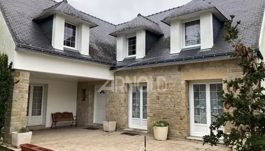 Maison 8 pièces 196 m² 