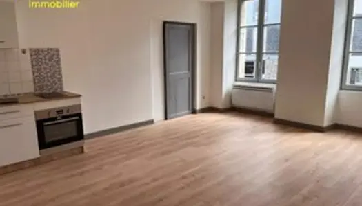 Appartement F2 rénové - GUERET centre-ville 