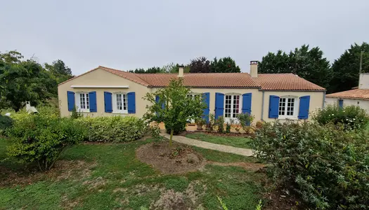 Dpt Charente Maritime (17), à vendre proche de LOULAY maison P5 de 131 m² - Terrain de 2 091,00 