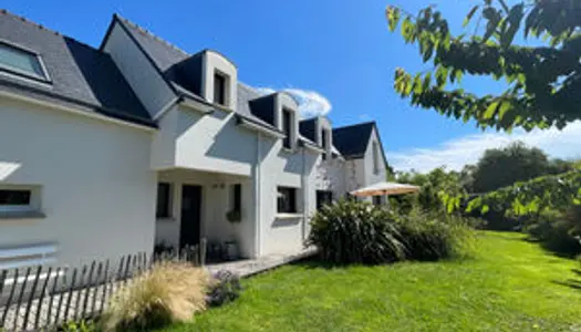 CARNAC au calme d'un hameau non loin du bourg - à vendre maison familiale récente 