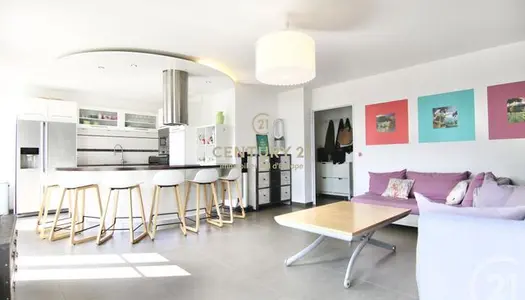Appartement 4 pièces 81 m² 