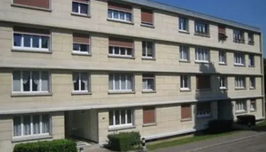 Appartement 4 pièces à louer - 987€