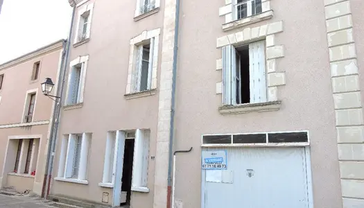 Dpt Deux Sèvres (79), à vendre AIRVAULT maison P5 de 85 m²