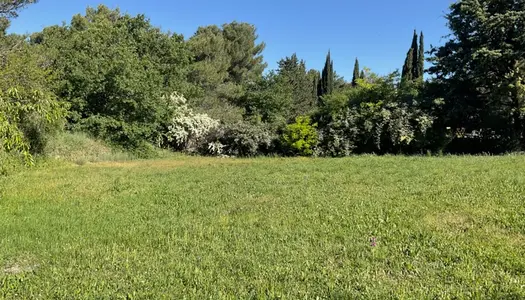 Dpt Bouches du Rhône (13), à vendre AIX EN PROVENCE terrain de 1134m2 