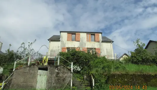 Château-Chinon, maison 155m², sous sol et jardin (Réf.21) 