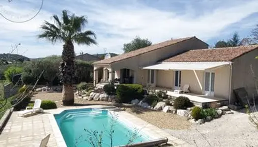 Villa 6 pièces 156 m²