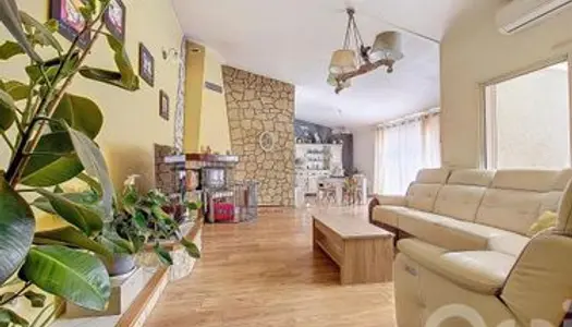 Villa 6 pièces 152 m² 