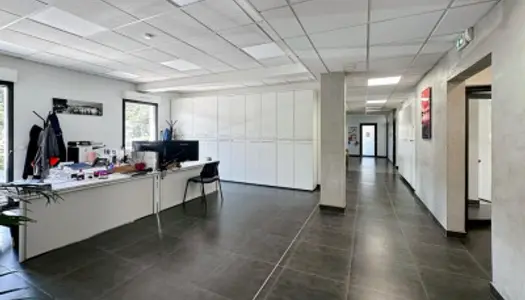 Bureaux 260 m² 