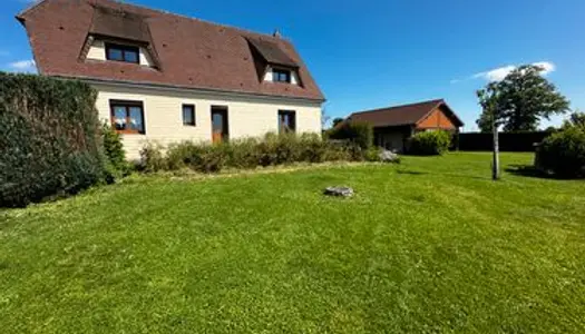 Maison Traditionnelle avec 3 chambres et grand jardin à 5 km de Forges les Eaux 