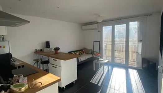 Loue appartement été 1 chambre · 34m² Marseille 