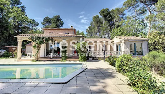 Draguignan maison 7 pieces 151 m2 avec piscine sur 4025 m2 de terrain