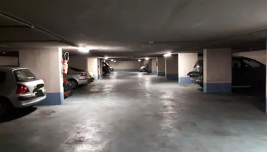 Parking - Garage Vente Paris 10e Arrondissement  11m² 30000€