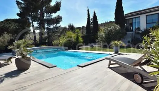 EXCLUSIVITÉ, 10 Min THUIR, Villa contemporaine 172m² hab, Parcelle 9000m²