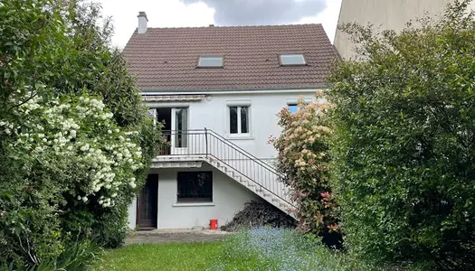 Maison 8 pièces 140 m² 