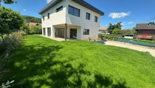 Maison 6 pièces 200 m² 