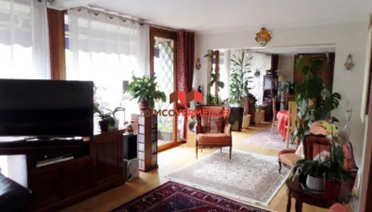 Appartement 8 pièces 159 m²