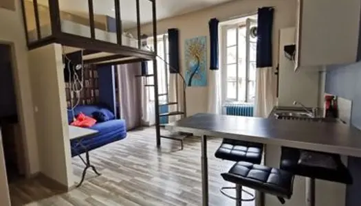 Studio 1 pièce 24 m² 