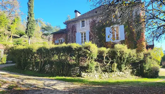 Propriété 12 pièces 400 m²