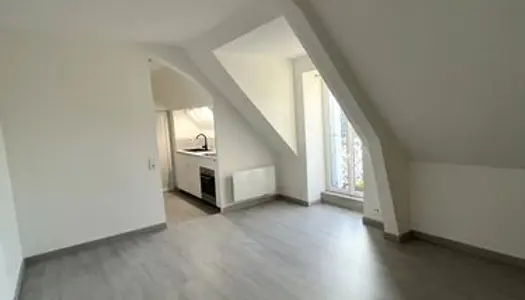 Appartement 29 m² Saint-Étienne-de-Montluc