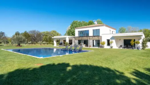 Villa contemporaine en campagne d'Aix en Provence - 10 personnes 