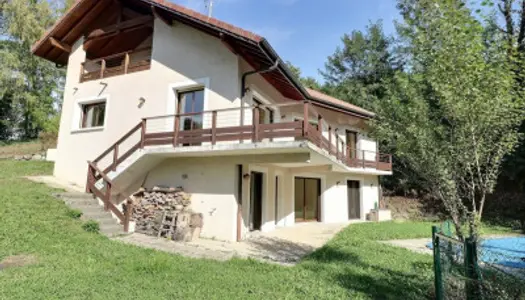 Maison 238m² À Louer à Chens-sur-Léman