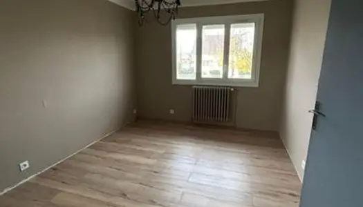 Maison rénovée « meublée » 